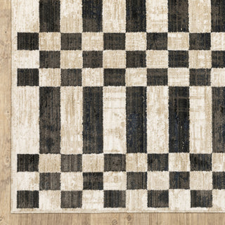 Oriental Weavers Hunter HNT10 Beige / Black Area Rug Corner Image