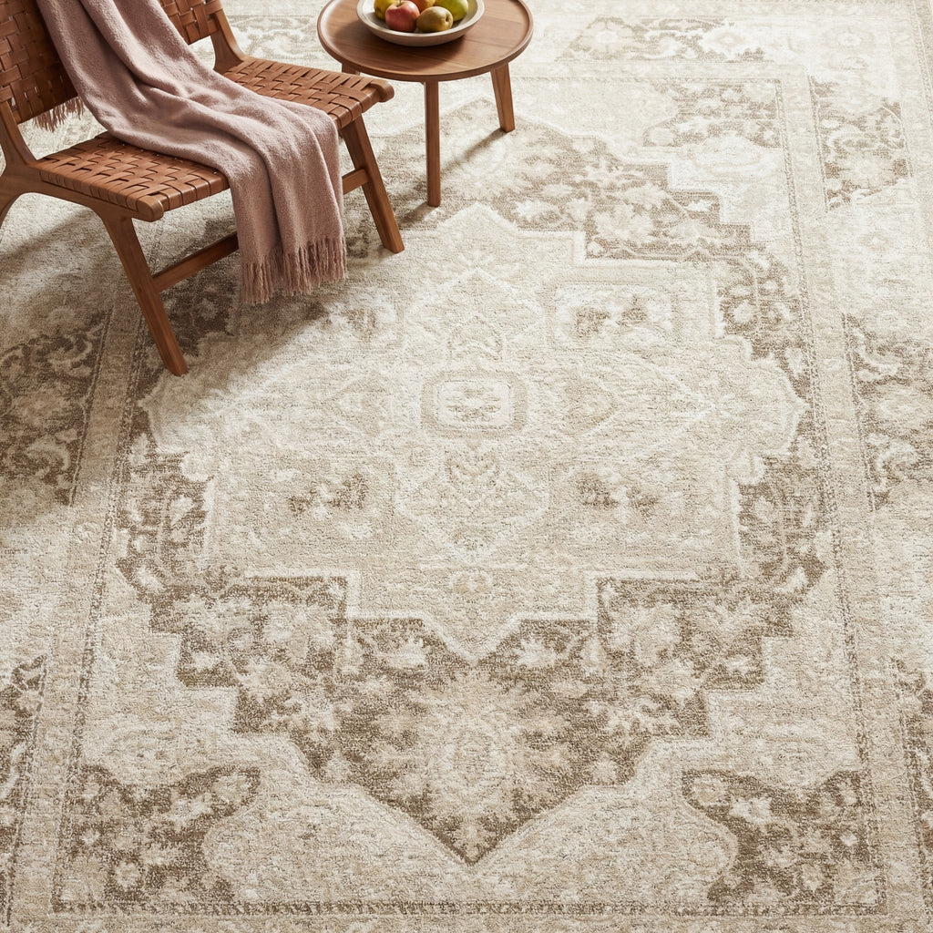 Oriental Weavers Lauren LRN06 Brown/ Beige Area Rug main image