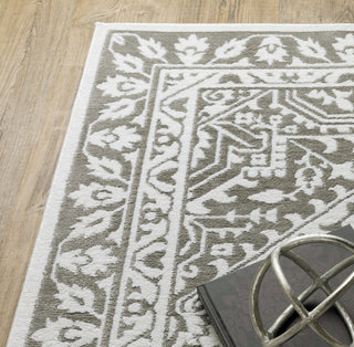 Oriental Weavers Montecito 1101W Grey/White Area Rug 