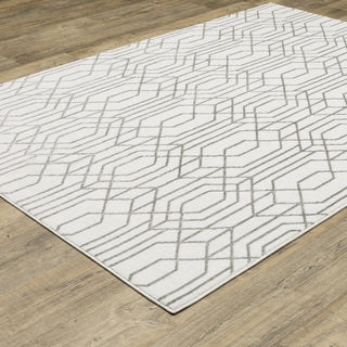 Oriental Weavers Montecito 4158W White/Grey Area Rug 