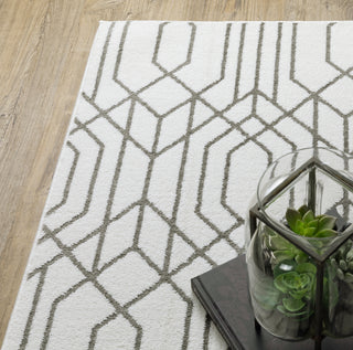 Oriental Weavers Montecito 4158W White/Grey Area Rug 