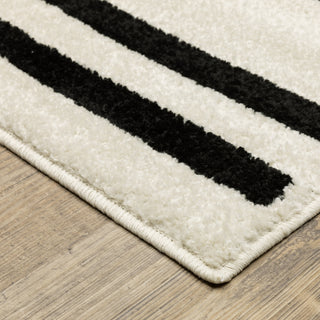 Oriental Weavers Quinn QUI10 Beige / Black Area Rug Corner Image