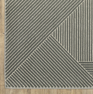 Oriental Weavers RAYLAN RAY08 Grey/ Ivory Area Rug Corner Image