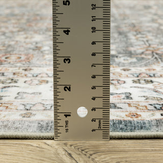 Oriental Weavers Sumter SUM07 Grey/Ivory Area Rug Pile Image