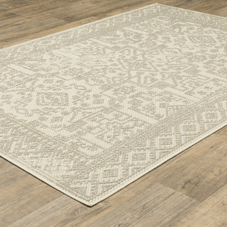 Oriental Weavers Zarina ZAR06 Beige / Ivory Area Rug Alternate Image