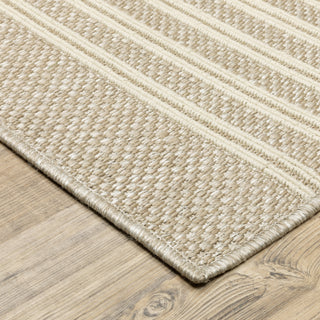 Oriental Weavers Zarina ZAR09 Beige / Ivory Area Rug Corner Image