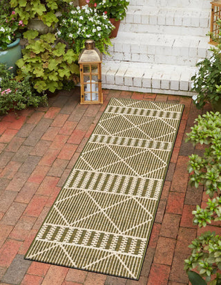 Unique Loom Outdoor Trellis OWE-EDEN-553 Green Area Rug