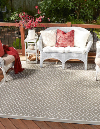 Unique Loom Outdoor Trellis OWE-OTRS1 Gray Area Rug