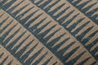 Loloi Pillow PLL0202 Natural / Blue Closeup Image