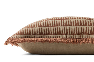 Loloi Pillow PLL0202 Natural / Rust Corner Image