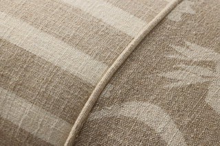 Loloi Pillow PLL0206 Natural Closeup Image