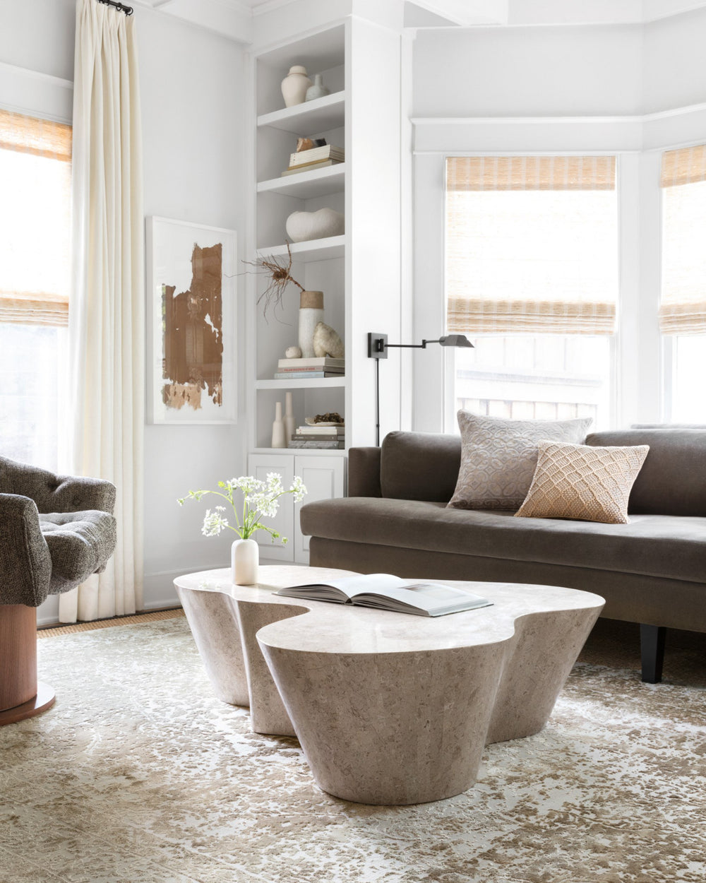 Loloi Patina PJ-03 Champagne/Light Grey Area Rug Lifestyle Image Feature
