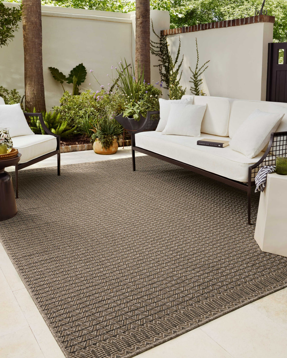 Providence PRC-05 Natural/Graphite Area Rug by Chris Loves Julia X Loloi Lifestyle Image Feature
