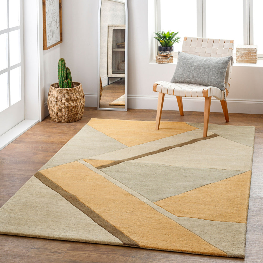 Surya Queens QUN-2305 Area Rug Room Scene Feature