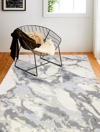 Bashian Greenwich R129-HG383 Area Rug Room Scene Feature