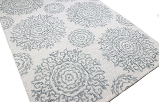 Bashian Verona Transitional R130-LC175 Ivory Slate Area Rug Close Up