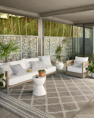 Loloi Rainier RAI-05 Natural / Ivory Area Rug Lifestyle Image Feature
