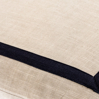 Surya Ritzy RIZ-003 Beige Detail