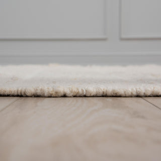 Rizzy Aspen ASP202 Ivory Area Rug Edge Image