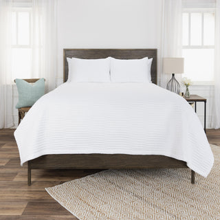 Rizzy Quilts BQ6049 White Bedding Main Image