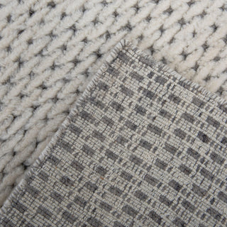 Rizzy Cloud CLD709 Gray Area Rug Room Image Feature