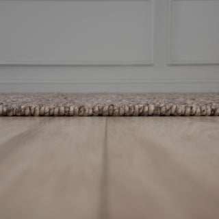 Rizzy Cozy CZY111 Brown Area Rug Edge Image