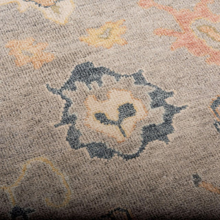 Rizzy Hallmark HAL239 Light Gray Area Rug Corner Image