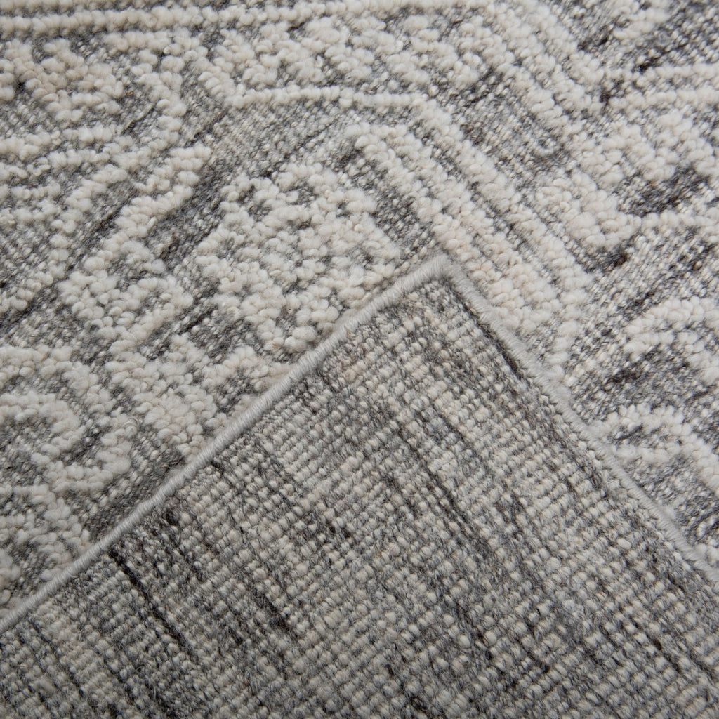 Rizzy Hilton HTN718 Neutral Area Rug main image