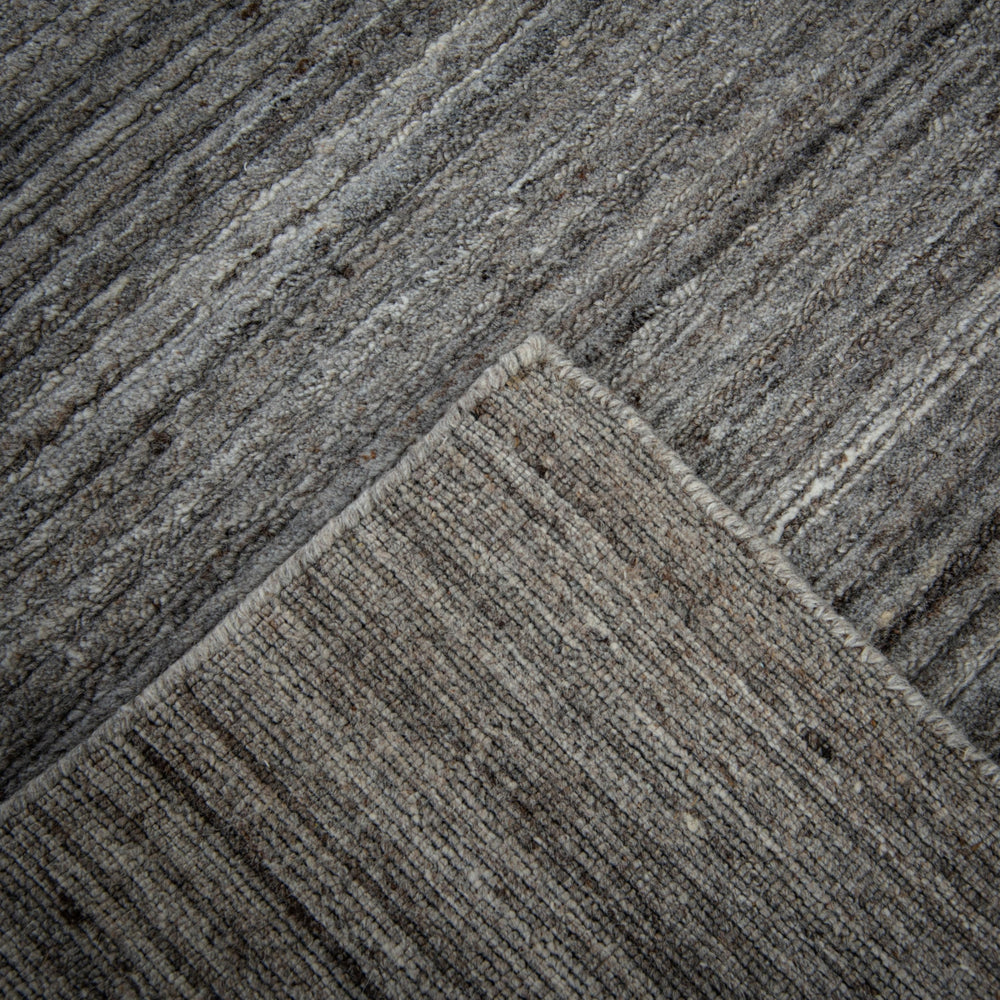 Rizzy Luxe LUX705 Brown Area Rug Room Image Feature