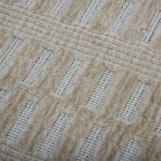 Rizzy Manhattan MAH703 Beige Area Rug Corner Image