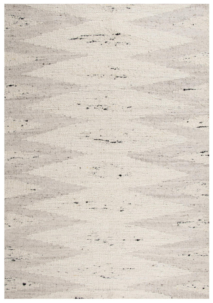 Rizzy Nova NVA946 Ivory Area Rug main image