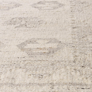 Rizzy Nova NVA947 Ivory Area Rug Corner Image