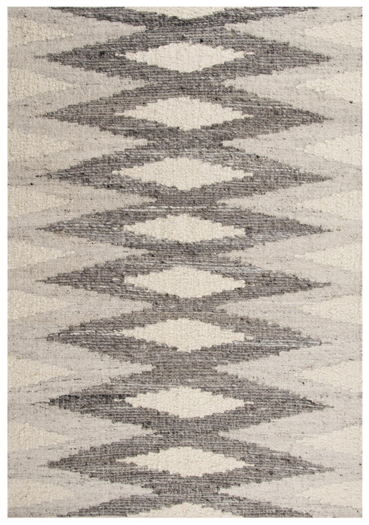 Rizzy Nova NVA949 Silver / Gray Area Rug main image
