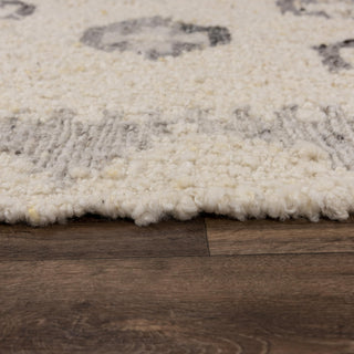 Rizzy Nova NVA950 Silver / Ivory Area Rug Edge Image