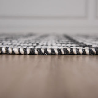 Rizzy Pantera PTN694 Gray Area Rug Edge Image