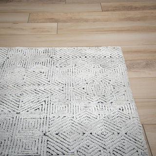 Rizzy Radiance RNC665 Beige Area Rug main image