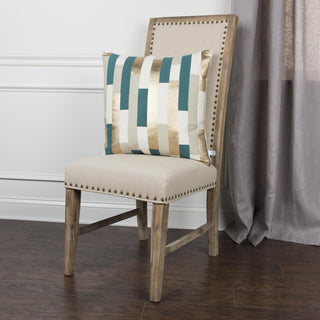 Rizzy Pillows T11945 Teal / Gold Room Image Feature