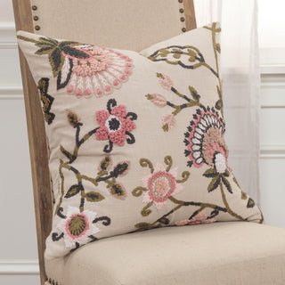 Rizzy Pillows T16219 Blush Room Image Feature