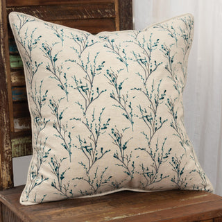 Rizzy Pillows T16389 Natural Room Image Feature
