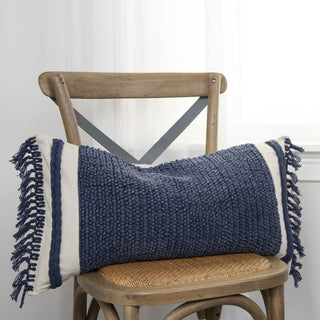 Rizzy Pillows T17545 Blue Room Image Feature