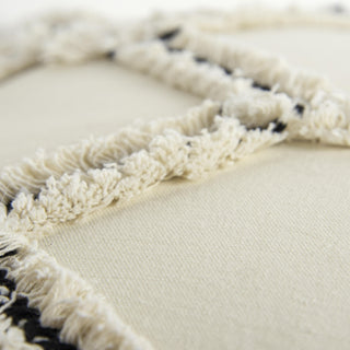 Rizzy Pillows T17559 Natural Angle Image