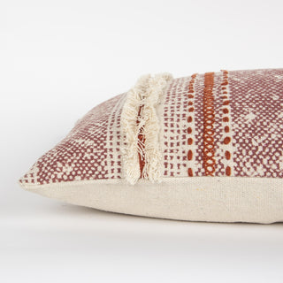 Rizzy Pillows T17810 Rust/Natural Detail Image