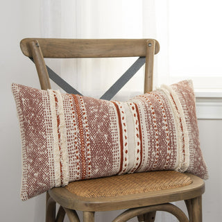 Rizzy Pillows T17810 Rust/Natural Room Image Feature