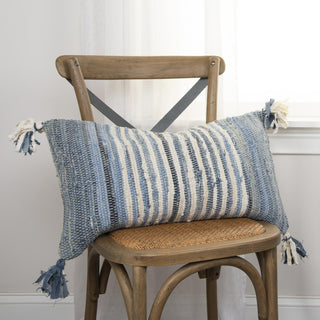 Rizzy Pillows T17902 Multi Denims Room Image Feature