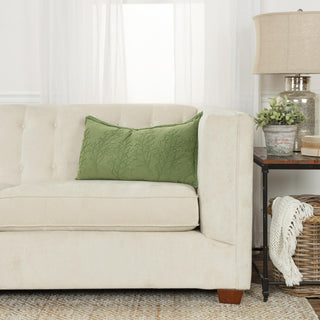 Rizzy Pillows T19103 Green Room Image Feature