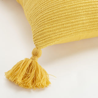 Rizzy Pillows T19118 Gold Angle Image