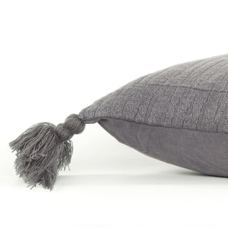 Rizzy Pillows T19122 Grey Detail Image