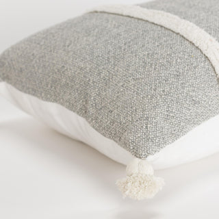 Rizzy Pillows T19621 Grey Corner Image