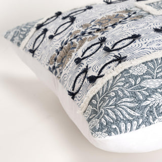 Rizzy Pillows T19633 Blue Corner Image