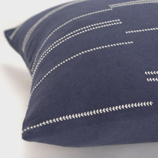 Rizzy Pillows T19675 Blue Corner Image